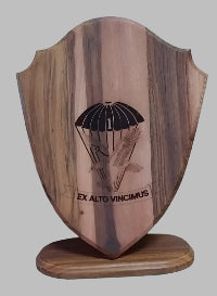 Wooden shield or trophy 360x250 with stand customizable with your details
